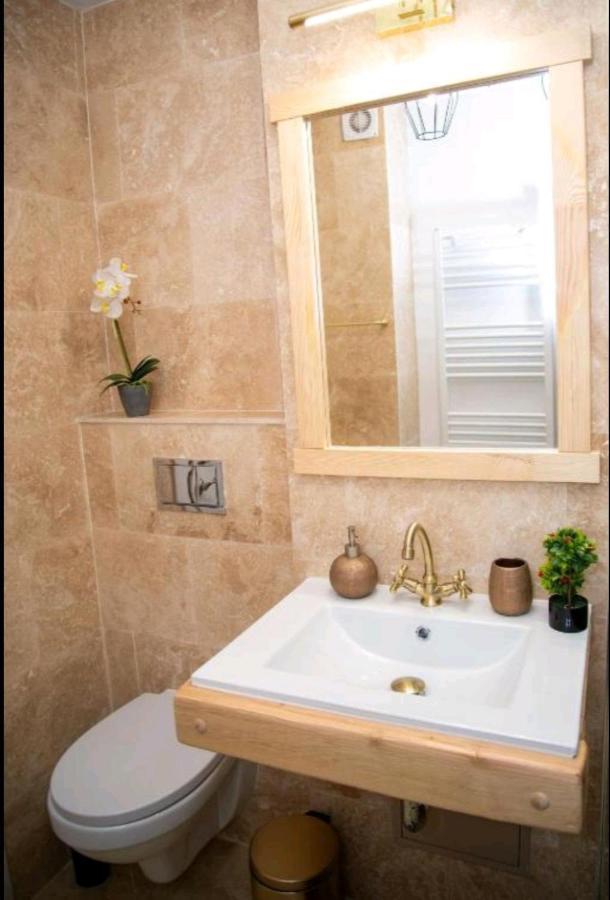 Apartament Daria Tîrgu Ocna Εξωτερικό φωτογραφία